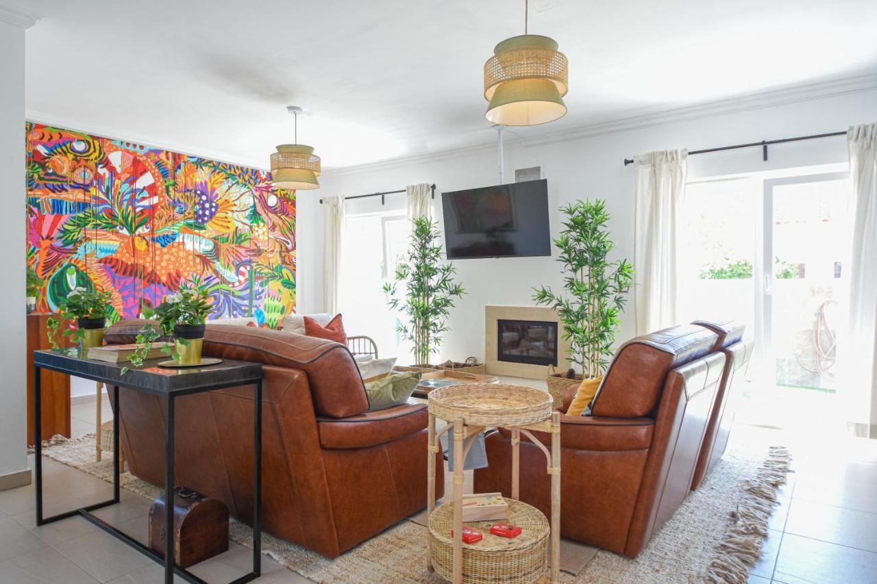 Aroeira Villa With Heated Pool By Golf Course, Beach And Lisbon Dış mekan fotoğraf