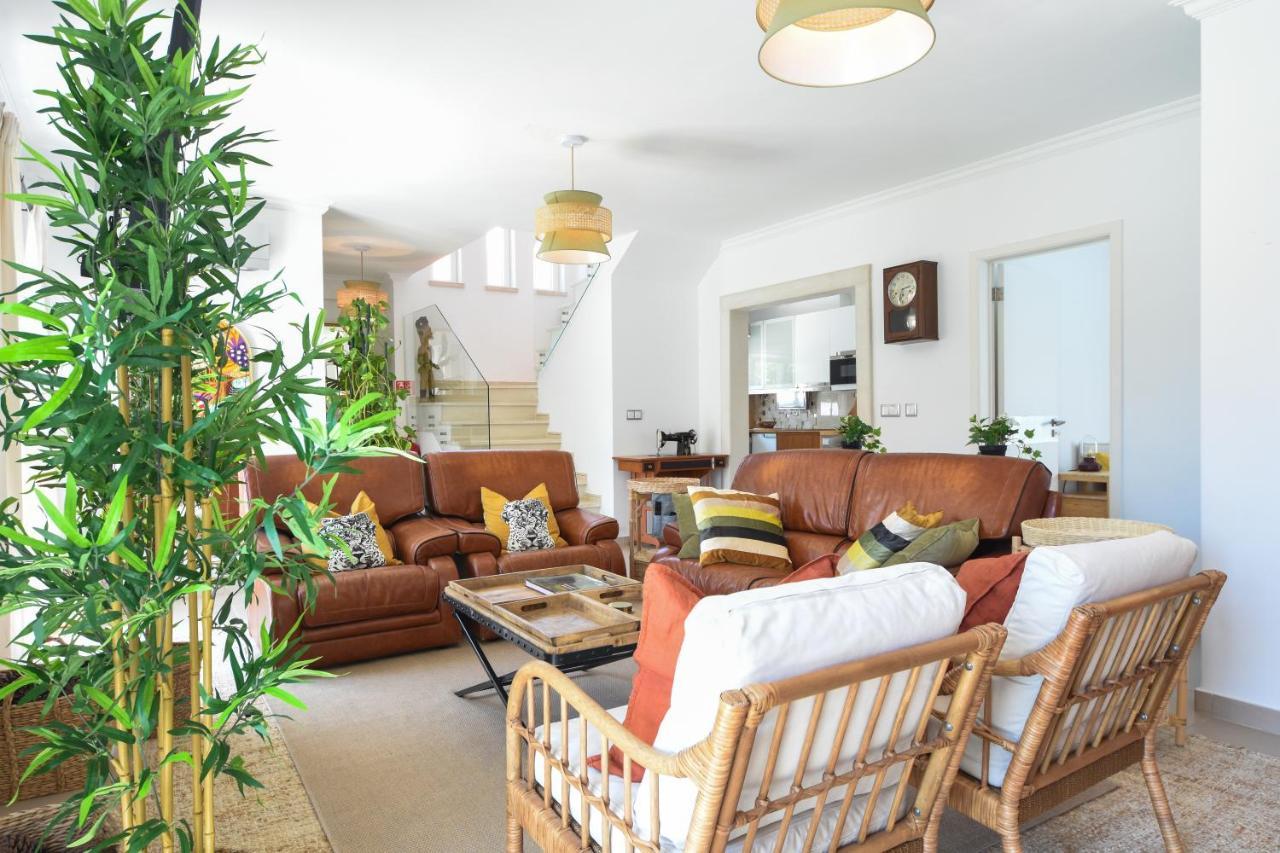 Aroeira Villa With Heated Pool By Golf Course, Beach And Lisbon Dış mekan fotoğraf